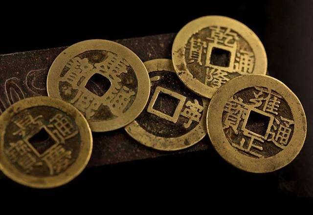 “hth华体”麦肯泰国为LINE推出首支电视广告“CODE”(图2) hth华体